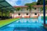 Hostal River Club