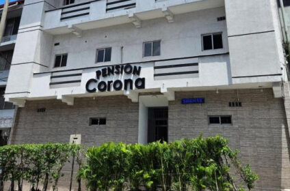 Hotel Pensión Corona